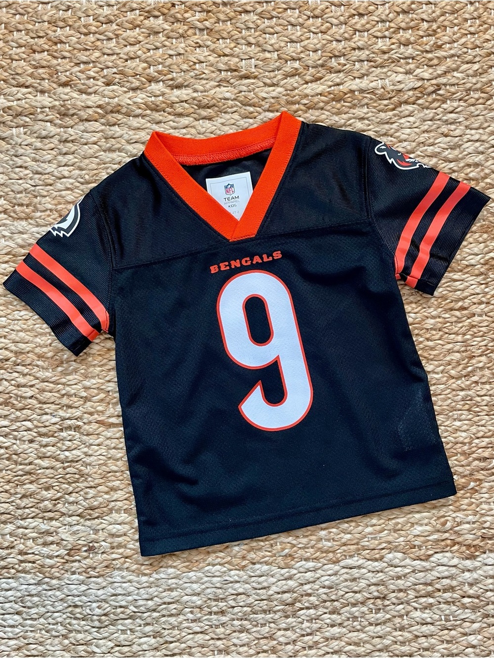 Joe Burrow Cincinnati Bengals NFL Jersey Toddler 2T Football Unisex - Picture 2 of 7
